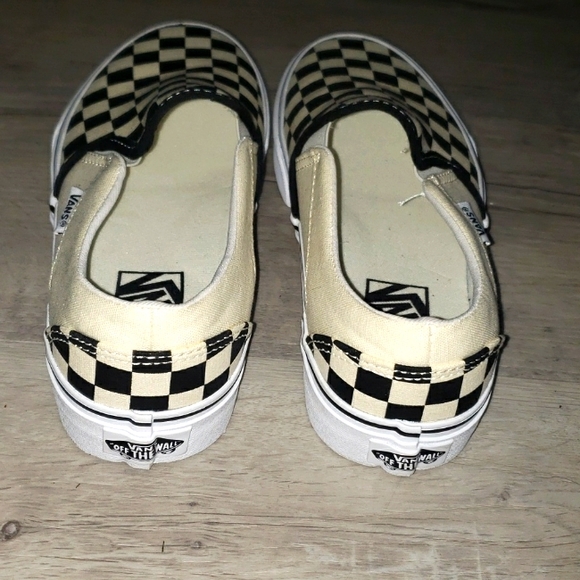 Vans black & off white sneakers. Size 6.5. Perfect conditions - Picture 4 of 7